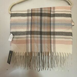 Style & Co scarf polyester